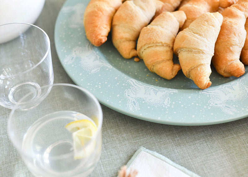 Coton Colors Speckled Rabbit Platter