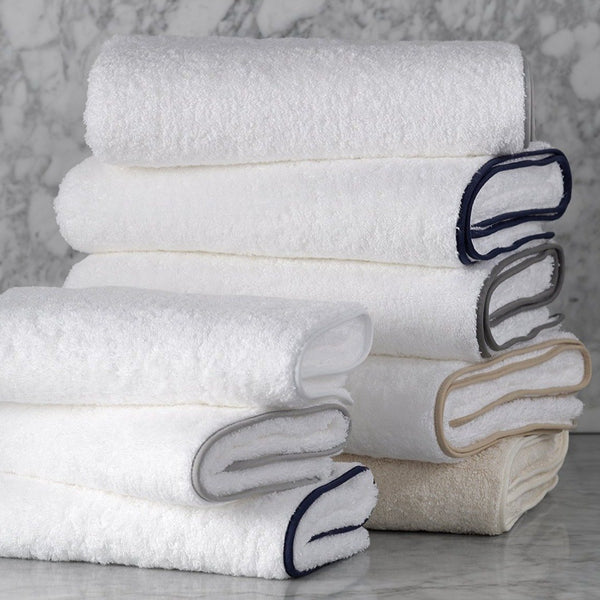 Monogrammed Matouk Cairo Towel With Straight Piping 