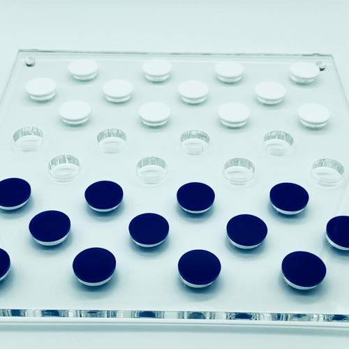 Game - checkers - blue and white