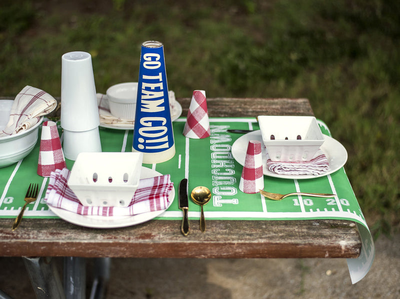Hester & Cook Touchdown Paper Table Runner