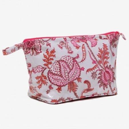 Roberta roller best sale rabbit makeup bag